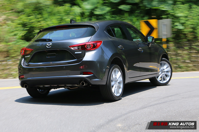 人馬一體再昇華─馬自達《Mazda3》五門旗艦型小改款試駕動態體驗 人馬一體再昇華─馬自達《Mazda3》五門旗艦型小改款試駕動態體驗