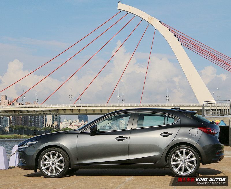 人馬一體再昇華─馬自達《Mazda3》五門旗艦型小改款試駕動態體驗 人馬一體再昇華─馬自達《Mazda3》五門旗艦型小改款試駕動態體驗
