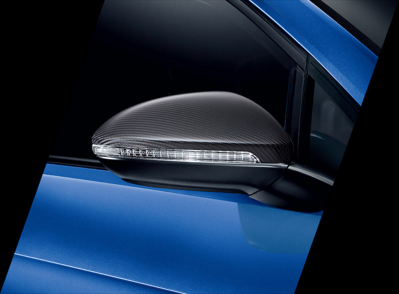 碳纖維元素上身 《Volkswagen Golf R Variant Carbon Style》日本限量發售 碳纖維元素上身 《Volkswagen Golf R Variant Carbon Style》日本限量發售