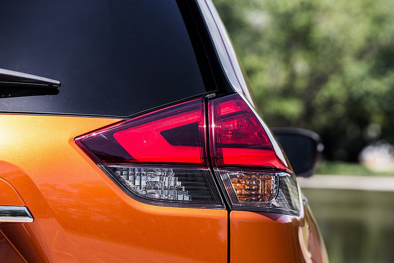 換上大哥Murano面容 《X-Trail》美規兄弟《Nissan Rogue》小改款亮相 換上大哥Murano面容 《X-Trail》美規兄弟《Nissan Rogue》小改款亮相