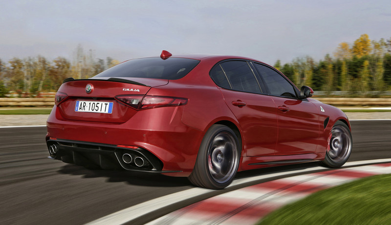 紐伯林最速房車之爭 《Alfa Romeo Giulia Quadrifoglio》再度刷新單圈紀錄 紐伯林最速房車之爭 《Alfa Romeo Giulia Quadrifoglio》再度刷新單圈紀錄