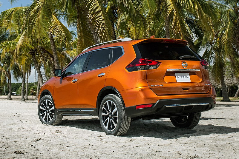 換上大哥Murano面容 《X-Trail》美規兄弟《Nissan Rogue》小改款亮相 換上大哥Murano面容 《X-Trail》美規兄弟《Nissan Rogue》小改款亮相