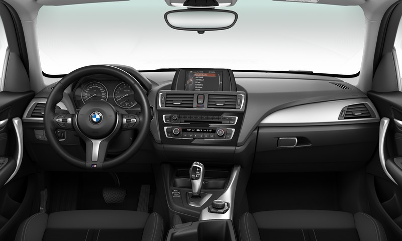 限量100台 2017年式《BMW 118i》&《218i Active Tourer》都會版預售價139萬元起 限量100台 2017年式《BMW 118i》&《218i Active Tourer》都會版預售價139萬元起
