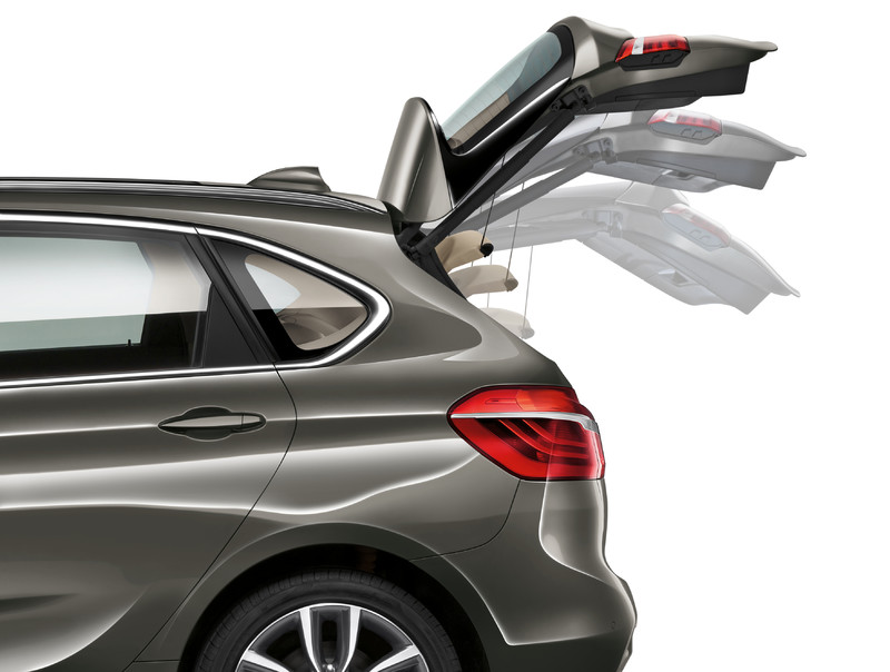 限量100台 2017年式《BMW 118i》&《218i Active Tourer》都會版預售價139萬元起 限量100台 2017年式《BMW 118i》&《218i Active Tourer》都會版預售價139萬元起