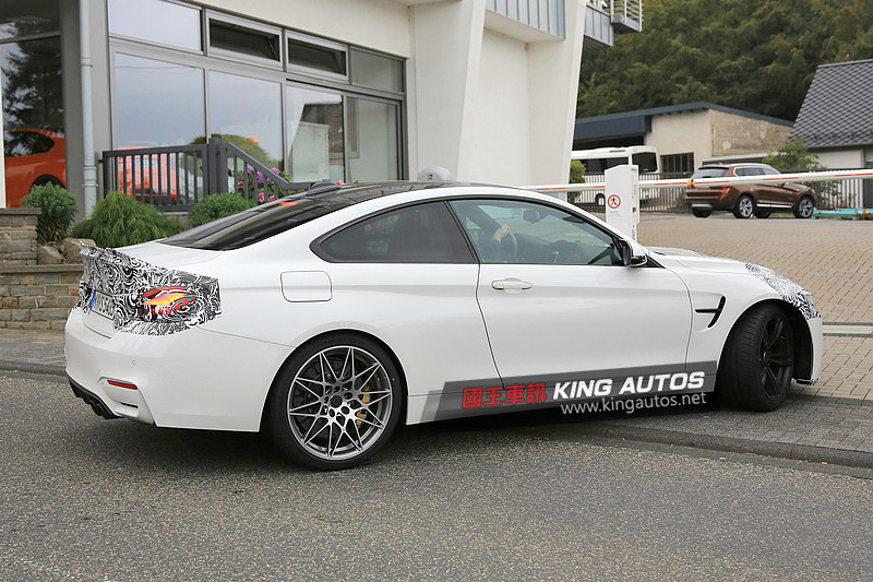 科技、競技元素俱增 寶馬《BMW M4》小改款偽裝測試再捕獲 科技、競技元素俱增 寶馬《BMW M4》小改款偽裝測試再捕獲