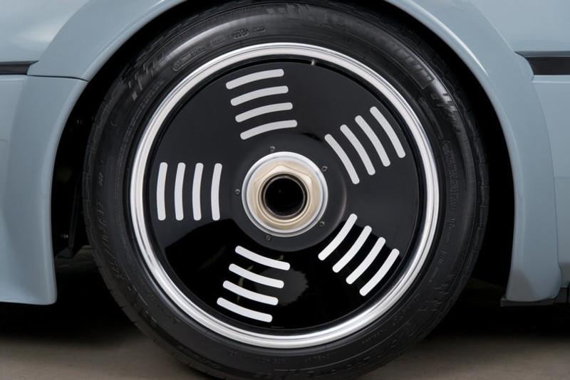 M跑車始祖《BMW M1 Procar》風華再現 Canepa大秀翻新鬼斧神工 M跑車始祖《BMW M1 Procar》風華再現 Canepa大秀翻新鬼斧神工
