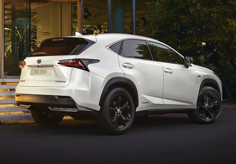 黑色調套件強化動感 《Lexus NX》運動特仕版巴黎車展登場 黑色調套件強化動感 《Lexus NX》運動特仕版巴黎車展登場