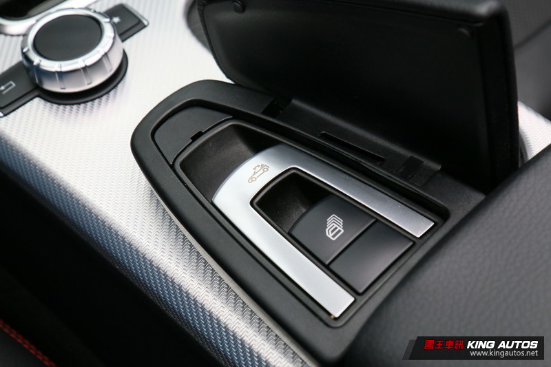 靓顏星爵─《Mercedes-Benz SLC 200 AMG Line》試駕體驗 靓顏星爵─《Mercedes-Benz SLC 200 AMG Line》試駕體驗