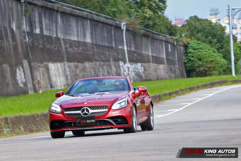 靓顏星爵─《Mercedes-Benz SLC 200 AMG Line》試駕體驗 靓顏星爵─《Mercedes-Benz SLC 200 AMG Line》試駕體驗