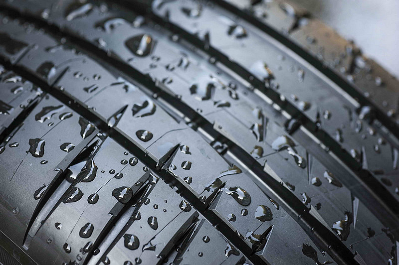 全面進化更享極致駕馭樂趣 米其林《Michelin》新世代高性能胎款《Pilot Sport 4》在臺發表 全面進化更享極致駕馭樂趣 米其林《Michelin》新世代高性能胎款《Pilot Sport 4》在臺發表