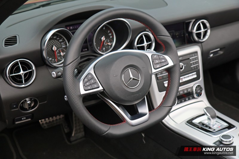 靓顏星爵─《Mercedes-Benz SLC 200 AMG Line》試駕體驗 靓顏星爵─《Mercedes-Benz SLC 200 AMG Line》試駕體驗