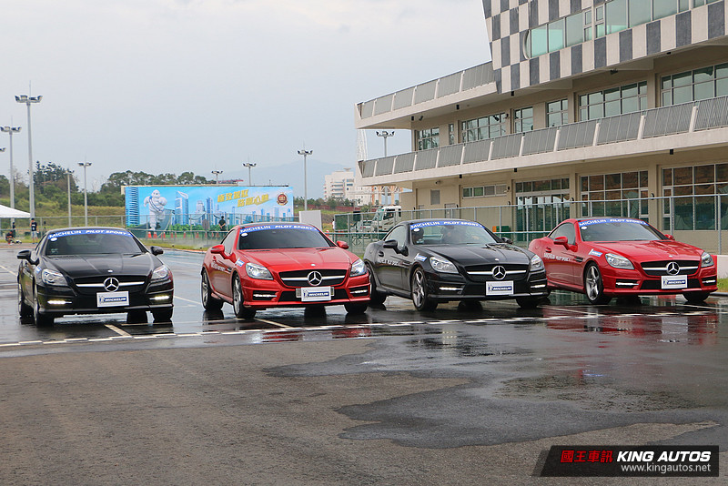 濕地性能更強化 駕馭樂趣再提升─米其林性能胎款《Michelin Pilot Sport 4》體驗 濕地性能更強化 駕馭樂趣再提升─米其林性能胎款《Michelin Pilot Sport 4》體驗