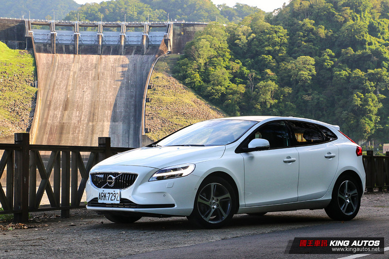 安全毋庸置疑─《Volvo V40 T3安全旗艦版》試駕報導 安全毋庸置疑─《Volvo V40 T3安全旗艦版》試駕報導