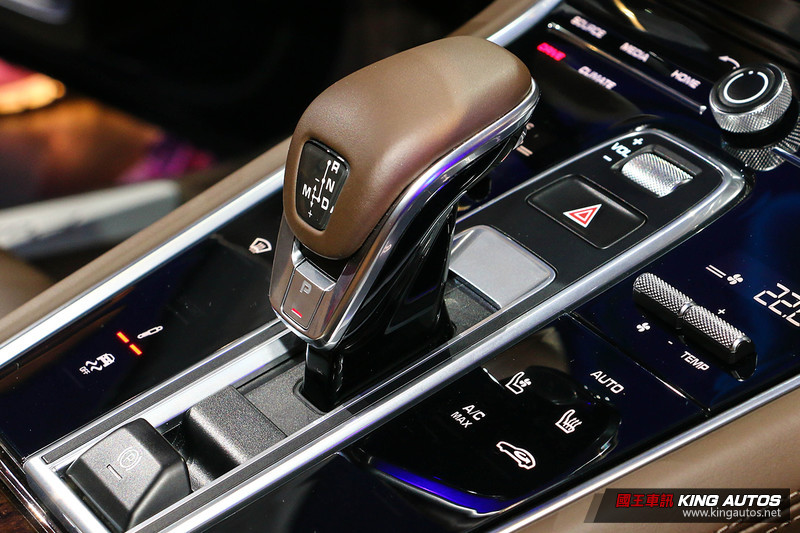 全車系預計明年第一季在臺發表 《Porsche Panamera Turbo》率先登臺曝光 全車系預計明年第一季在臺發表 《Porsche Panamera Turbo》率先登臺曝光