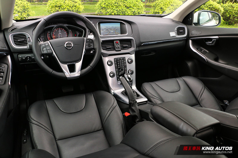 安全毋庸置疑─《Volvo V40 T3安全旗艦版》試駕報導 安全毋庸置疑─《Volvo V40 T3安全旗艦版》試駕報導