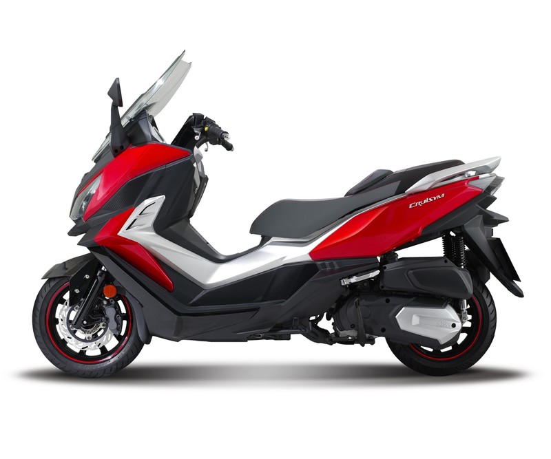 搶先預覽品牌新設計語彙 《Sym Cruisym 300》科隆車展首度發表 搶先預覽品牌新設計語彙 《Sym Cruisym 300》科隆車展首度發表