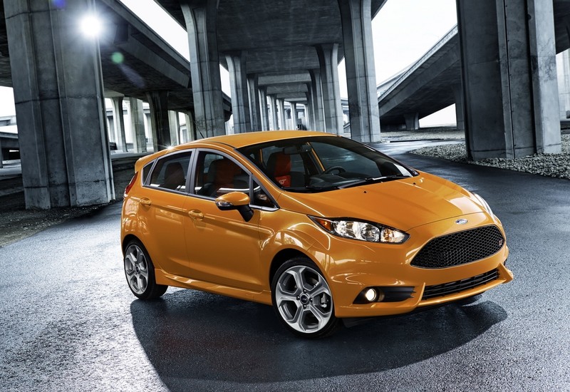 Ford Fiesta St 2017美規新年式亮相全新金屬亮橘車色唯一亮點 國王車訊kingautos