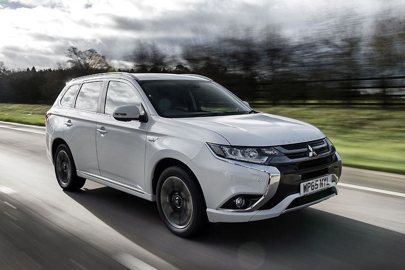 屹立跨界休旅市場15年 《Mitsubishi Outlander》全球累積銷售突破150萬輛 屹立跨界休旅市場15年 《Mitsubishi Outlander》全球累積銷售突破150萬輛
