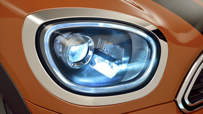 最快明年第1季導入 新世代《Mini Countryman》提前亮相預約洛杉磯車展發表 最快明年第1季導入 新世代《Mini Countryman》提前亮相預約洛杉磯車展發表