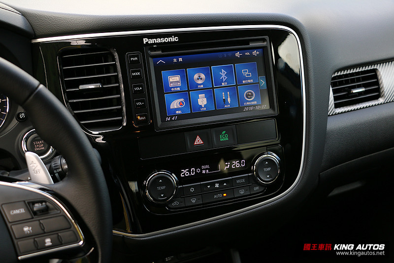 不只更加帥氣 動感更加進化─《Mitsubishi Outlander》旗艦型七人座試駕 不只更加帥氣 動感更加進化─《Mitsubishi Outlander》旗艦型七人座試駕