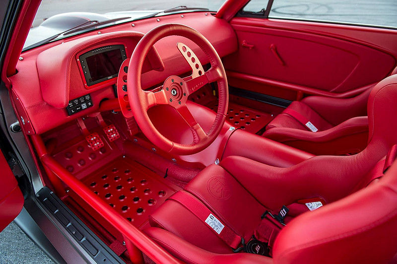 1965年《Ford Mustang》重現雄風 Timeless Kustoms打造千匹實力超狂野馬 1965年《Ford Mustang》重現雄風 Timeless Kustoms打造千匹實力超狂野馬