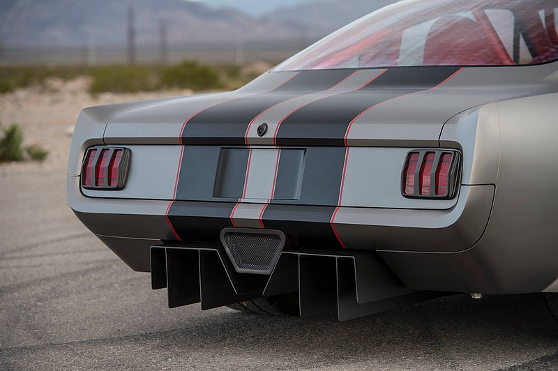 1965年《Ford Mustang》重現雄風 Timeless Kustoms打造千匹實力超狂野馬 1965年《Ford Mustang》重現雄風 Timeless Kustoms打造千匹實力超狂野馬