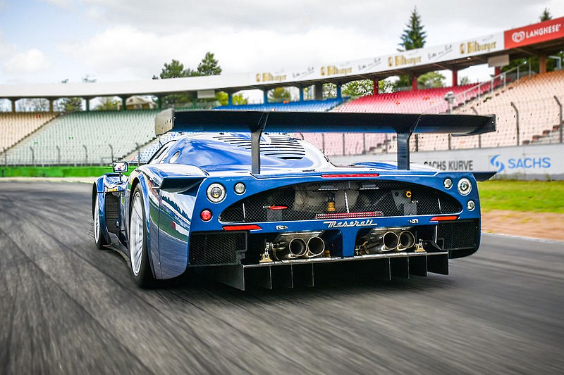 讓《Maserati MC12 Versione Corse》合法上路 Edo Competition操刀新海神《Edo MC12 讓《Maserati MC12 Versione Corse》合法上路 Edo Competition操刀新海神《Edo MC12