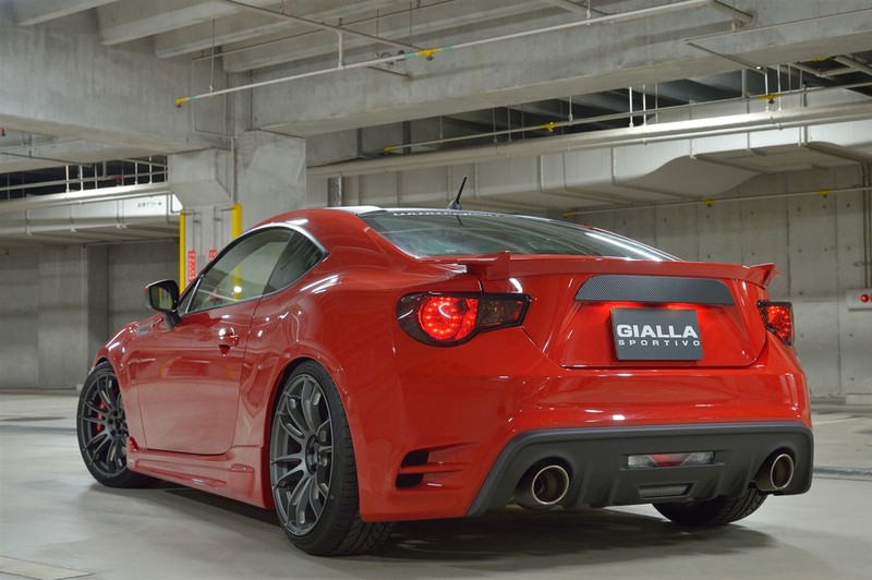 《Subaru BRZ / Toyota 86》法拉利魂上身 Gialla打造全車空力改裝套件 《Subaru BRZ / Toyota 86》法拉利魂上身 Gialla打造全車空力改裝套件