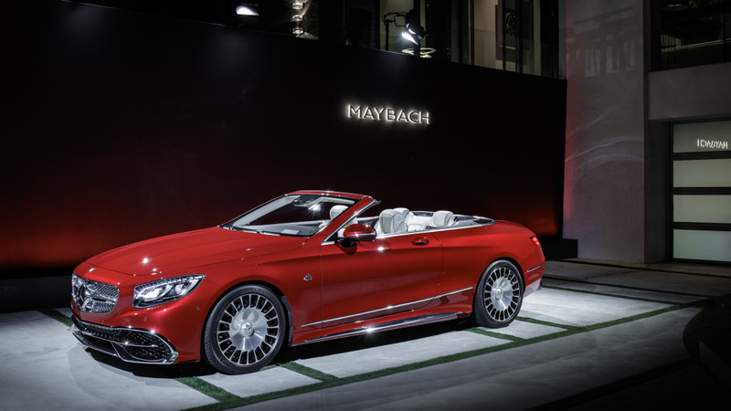 《Mercedes-Maybach S650 Cabriolet》洛杉磯奢華上空秀 《Mercedes-Maybach S650 Cabriolet》洛杉磯奢華上空秀