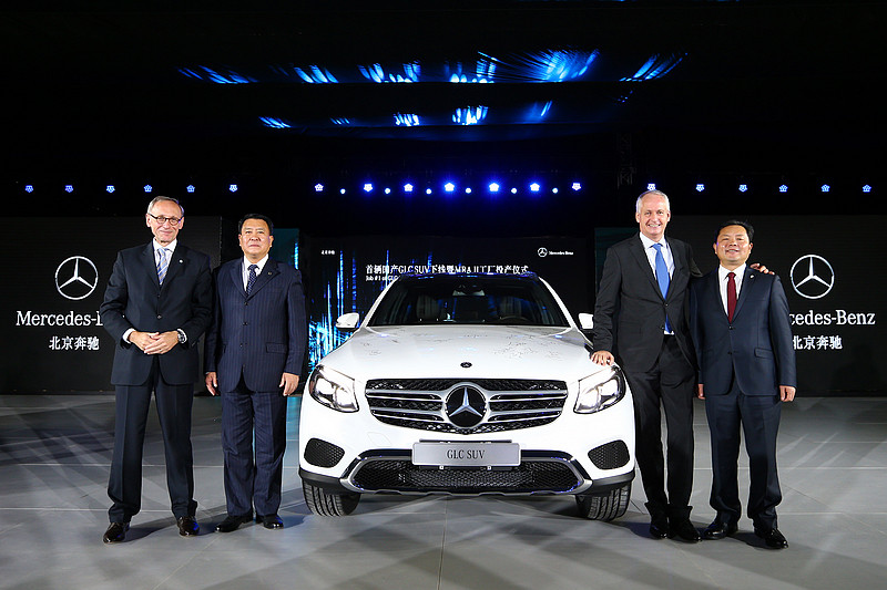 強國賓士里程碑 北京奔馳在地生產第100萬輛《Mercedes-Benz》之《E-Class L》下線 強國賓士里程碑 北京奔馳在地生產第100萬輛《Mercedes-Benz》之《E-Class L》下線
