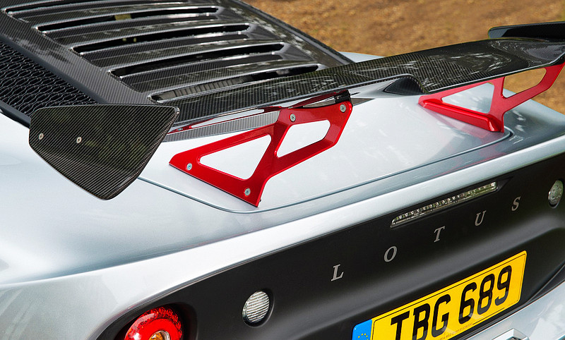 再度突破自身極限 《Lotus》創廠以來最速市售車《Exige Sport 380》更輕更強悍 再度突破自身極限 《Lotus》創廠以來最速市售車《Exige Sport 380》更輕更強悍