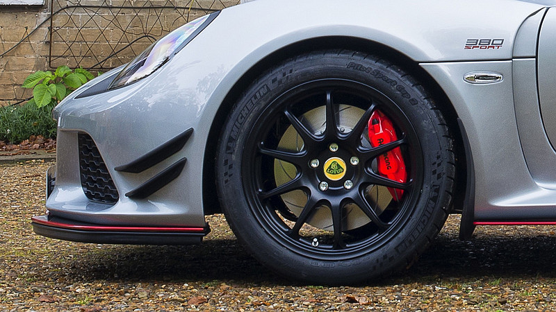 再度突破自身極限 《Lotus》創廠以來最速市售車《Exige Sport 380》更輕更強悍 再度突破自身極限 《Lotus》創廠以來最速市售車《Exige Sport 380》更輕更強悍