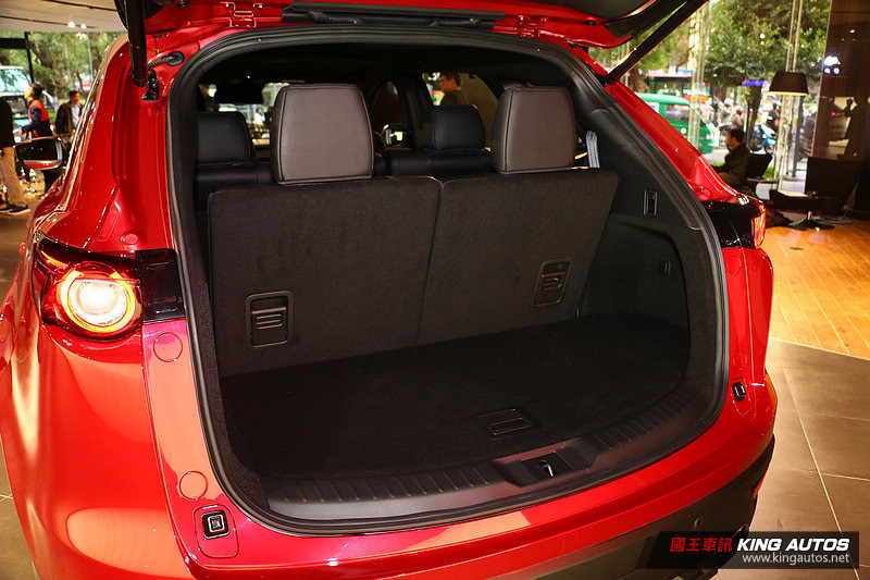 i-ACTIVSENSE主動安全完整搭載 七人座魂動旗艦《Mazda CX-9》報價148.9萬起在臺上市 i-ACTIVSENSE主動安全完整搭載 七人座魂動旗艦《Mazda CX-9》報價148.9萬起在臺上市