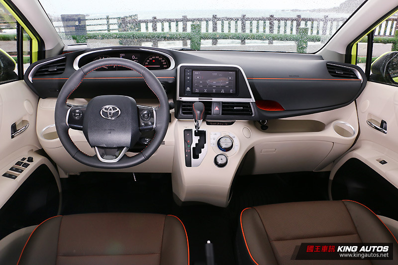 熱賣的預感 ─《Toyota Sienta》尊爵版試駕 熱賣的預感 ─《Toyota Sienta》尊爵版試駕