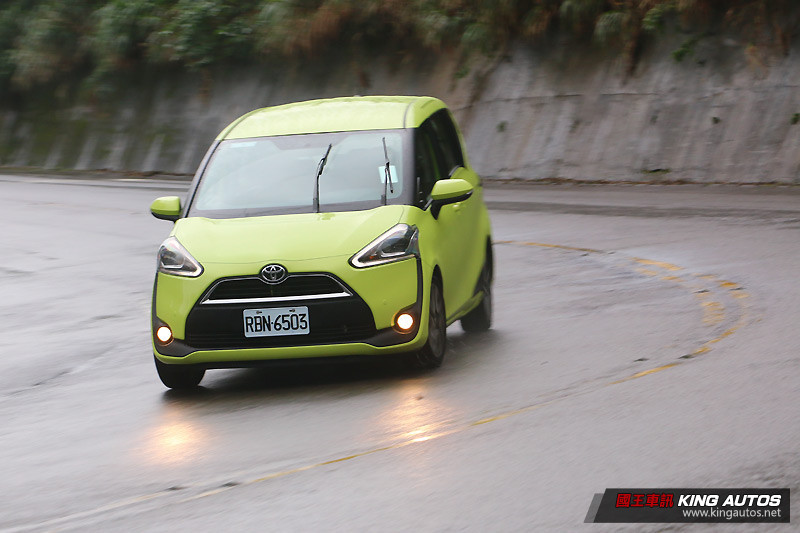 熱賣的預感 ─《Toyota Sienta》尊爵版試駕 熱賣的預感 ─《Toyota Sienta》尊爵版試駕