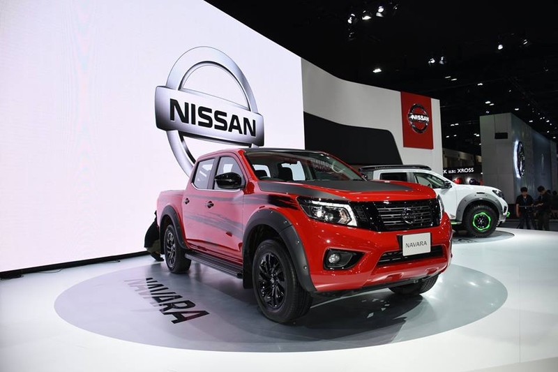 《Nissan Navara Black Edition》紅黑勁裝泰國帥氣現身 《Nissan Navara Black Edition》紅黑勁裝泰國帥氣現身