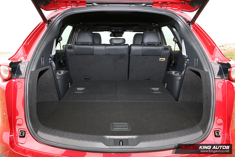 新世代七人座魂動旗艦─《Mazda CX-9 SKY-G 2WD旗艦型》試駕 新世代七人座魂動旗艦─《Mazda CX-9 SKY-G 2WD旗艦型》試駕