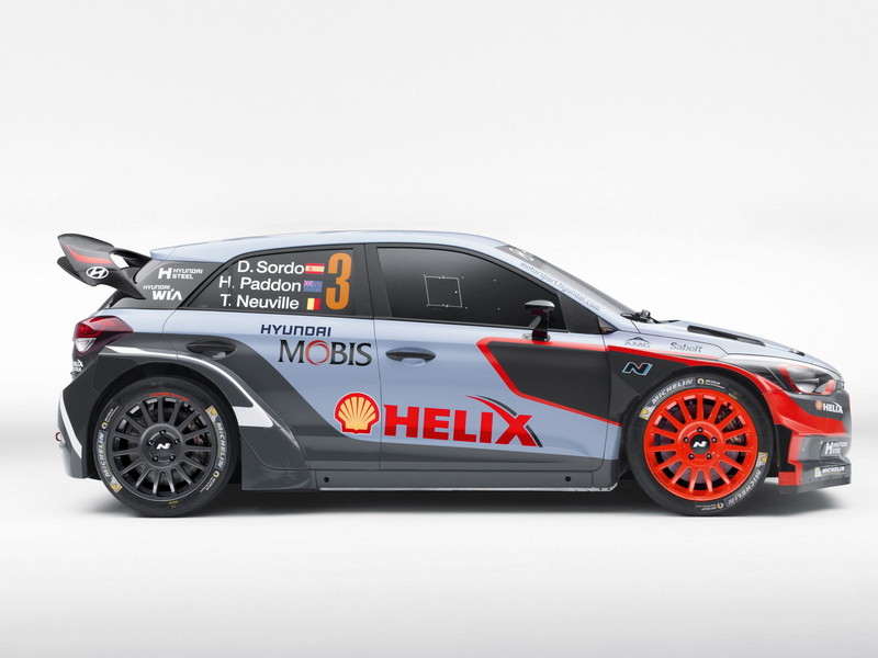 新舊賽車比一比 《Hyundai》發表全新《i20 WRC》拉力賽車 新舊賽車比一比 《Hyundai》發表全新《i20 WRC》拉力賽車