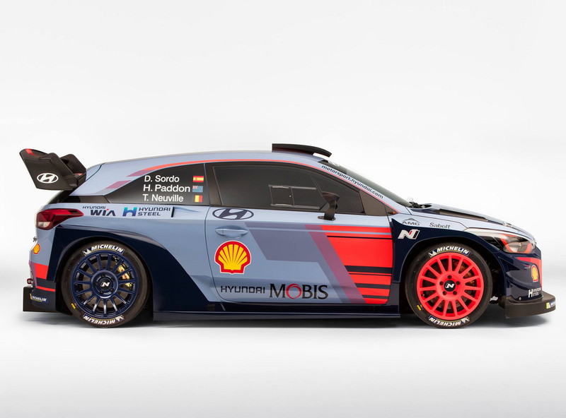 新舊賽車比一比 《Hyundai》發表全新《i20 WRC》拉力賽車 新舊賽車比一比 《Hyundai》發表全新《i20 WRC》拉力賽車
