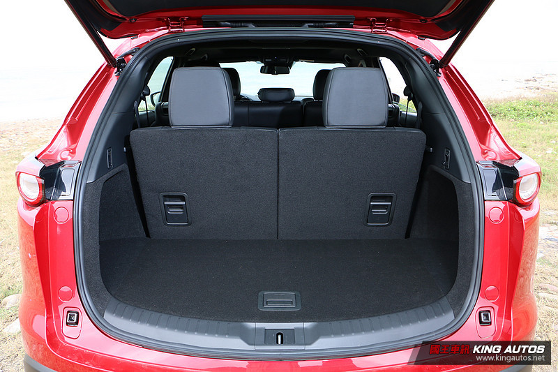 新世代七人座魂動旗艦─《Mazda CX-9 SKY-G 2WD旗艦型》試駕 新世代七人座魂動旗艦─《Mazda CX-9 SKY-G 2WD旗艦型》試駕