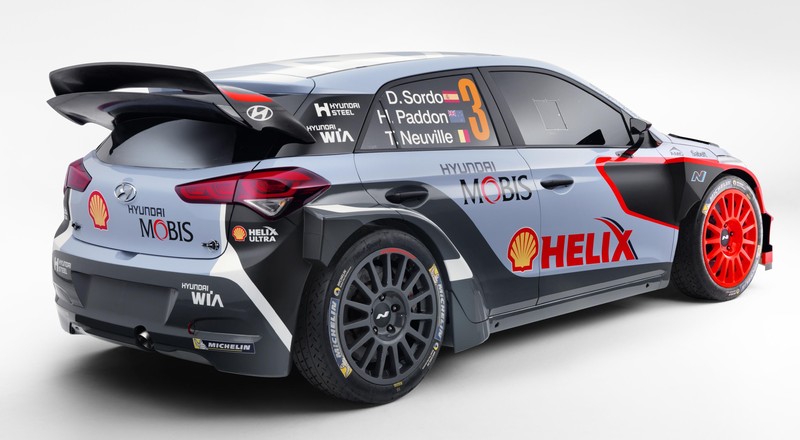 新舊賽車比一比 《Hyundai》發表全新《i20 WRC》拉力賽車 新舊賽車比一比 《Hyundai》發表全新《i20 WRC》拉力賽車