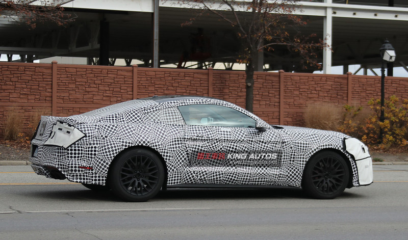 《Ford Mustang Mach 1》可能重生?小改款野馬偽裝車再度現身 《Ford Mustang Mach 1》可能重生?小改款野馬偽裝車再度現身