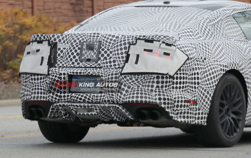 《Ford Mustang Mach 1》可能重生?小改款野馬偽裝車再度現身 《Ford Mustang Mach 1》可能重生?小改款野馬偽裝車再度現身