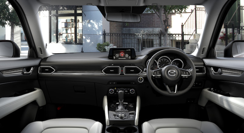 新世代《Mazda CX-5》日規版本首度露面 明年2月日本率先開賣 新世代《Mazda CX-5》日規版本首度露面 明年2月日本率先開賣