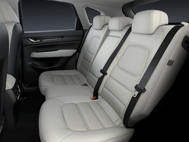 新世代《Mazda CX-5》日規版本首度露面 明年2月日本率先開賣 新世代《Mazda CX-5》日規版本首度露面 明年2月日本率先開賣