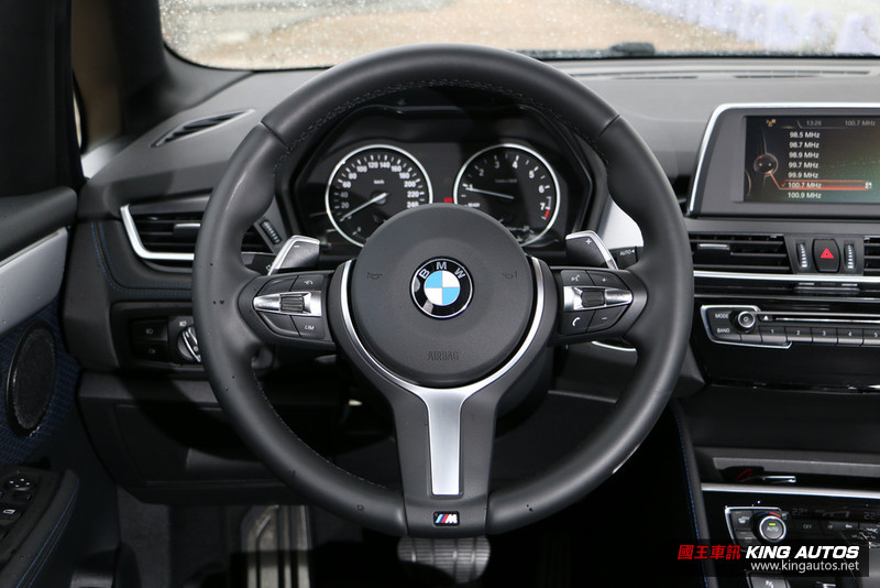 由內到外動感升級─《BMW 220i Active Tourer M Sport》試駕報導 由內到外動感升級─《BMW 220i Active Tourer M Sport》試駕報導