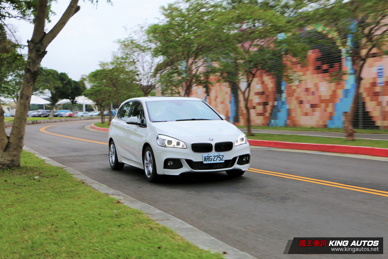 由內到外動感升級─《BMW 220i Active Tourer M Sport》試駕報導 由內到外動感升級─《BMW 220i Active Tourer M Sport》試駕報導
