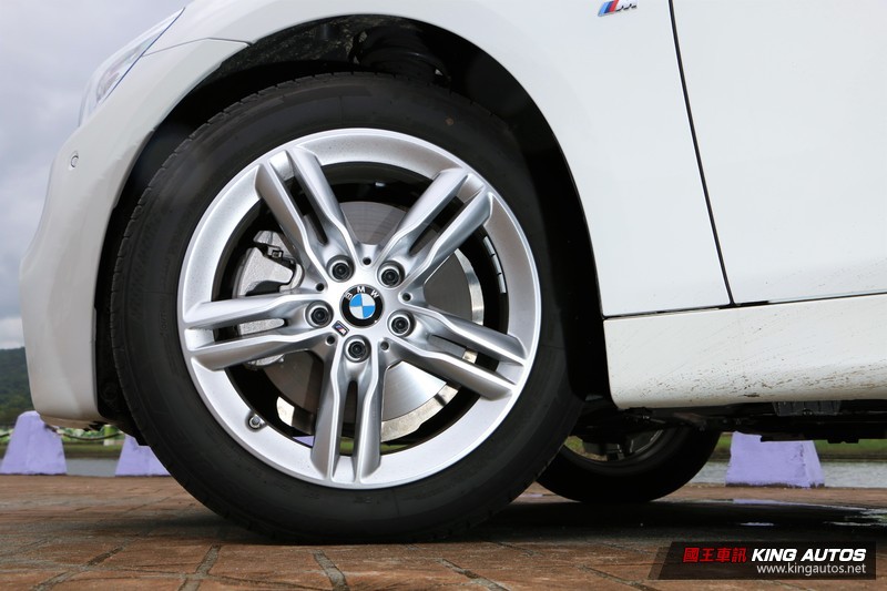 由內到外動感升級─《BMW 220i Active Tourer M Sport》試駕報導 由內到外動感升級─《BMW 220i Active Tourer M Sport》試駕報導