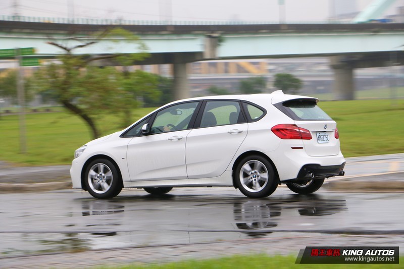 由內到外動感升級─《BMW 220i Active Tourer M Sport》試駕報導 由內到外動感升級─《BMW 220i Active Tourer M Sport》試駕報導