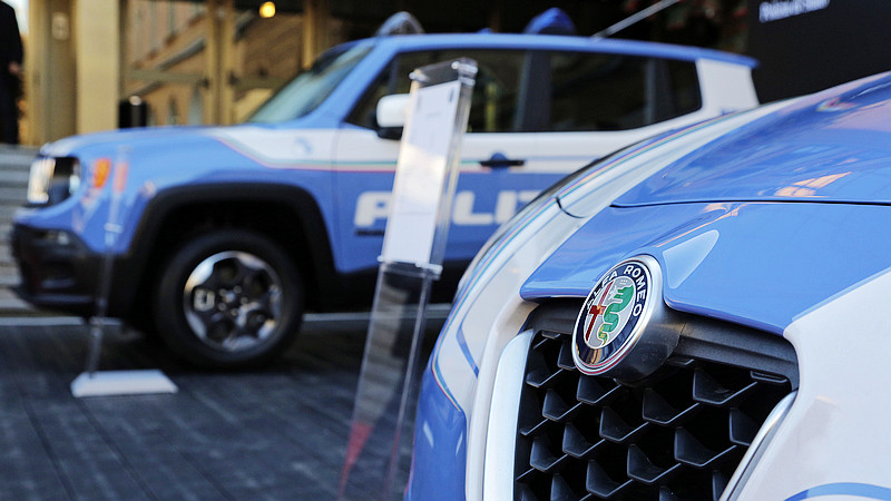 義大利警隊添新軍 《Alfa Romeo Giulia / Giulietta》與《Jeep Renegade》警車亮相 義大利警隊添新軍 《Alfa Romeo Giulia / Giulietta》與《Jeep Renegade》警車亮相